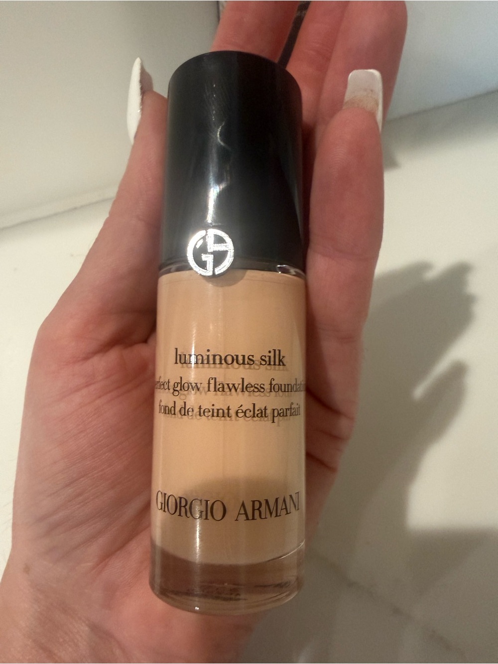 New Giorgio Armani Luminous Silk Foundation - 3.75 - Picture 5 of 8